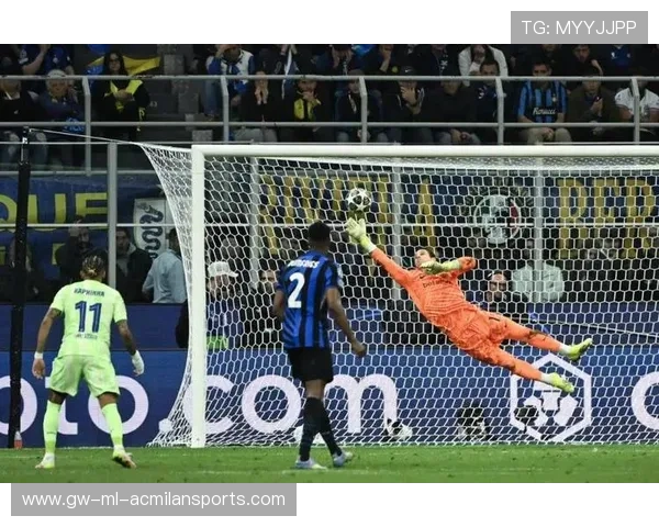 拜仁门将神扑救险为球队争回一分