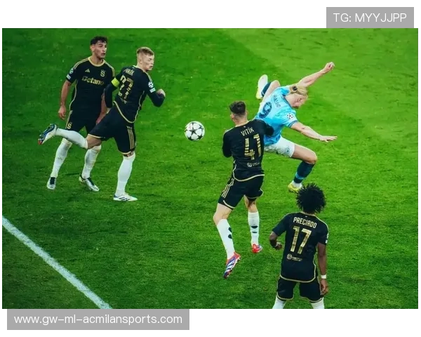 曼城科瓦契奇连过两人冷静推射破门，潇洒极了！