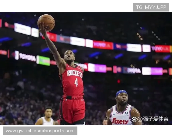 76人马克西突破强硬，篮下对抗吃满